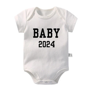 New Baby Announcement Coming Soon 2024 Newborn Baby Bodysuits Summer Boys Girls Romper Body Pregnancy Reveal Clothes Shower Gift