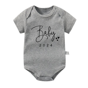 New Baby Announcement Coming Soon 2024 Newborn Baby Bodysuits Summer Boys Girls Romper Body Pregnancy Reveal Clothes Shower Gift